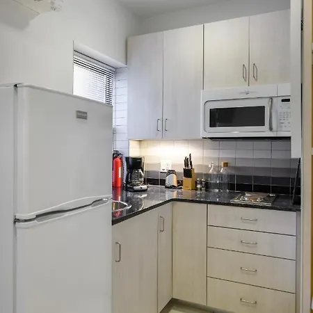 Small Fully Equipped Contemporary Studio Near Mgh Boston Exterior photo